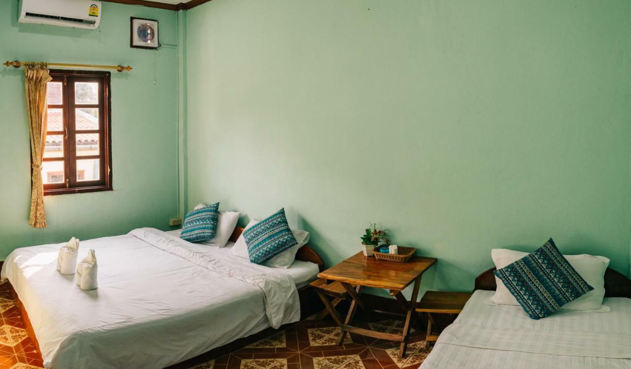 Mao Phasok Riverside Guesthouse Luang Prabang Exterior foto
