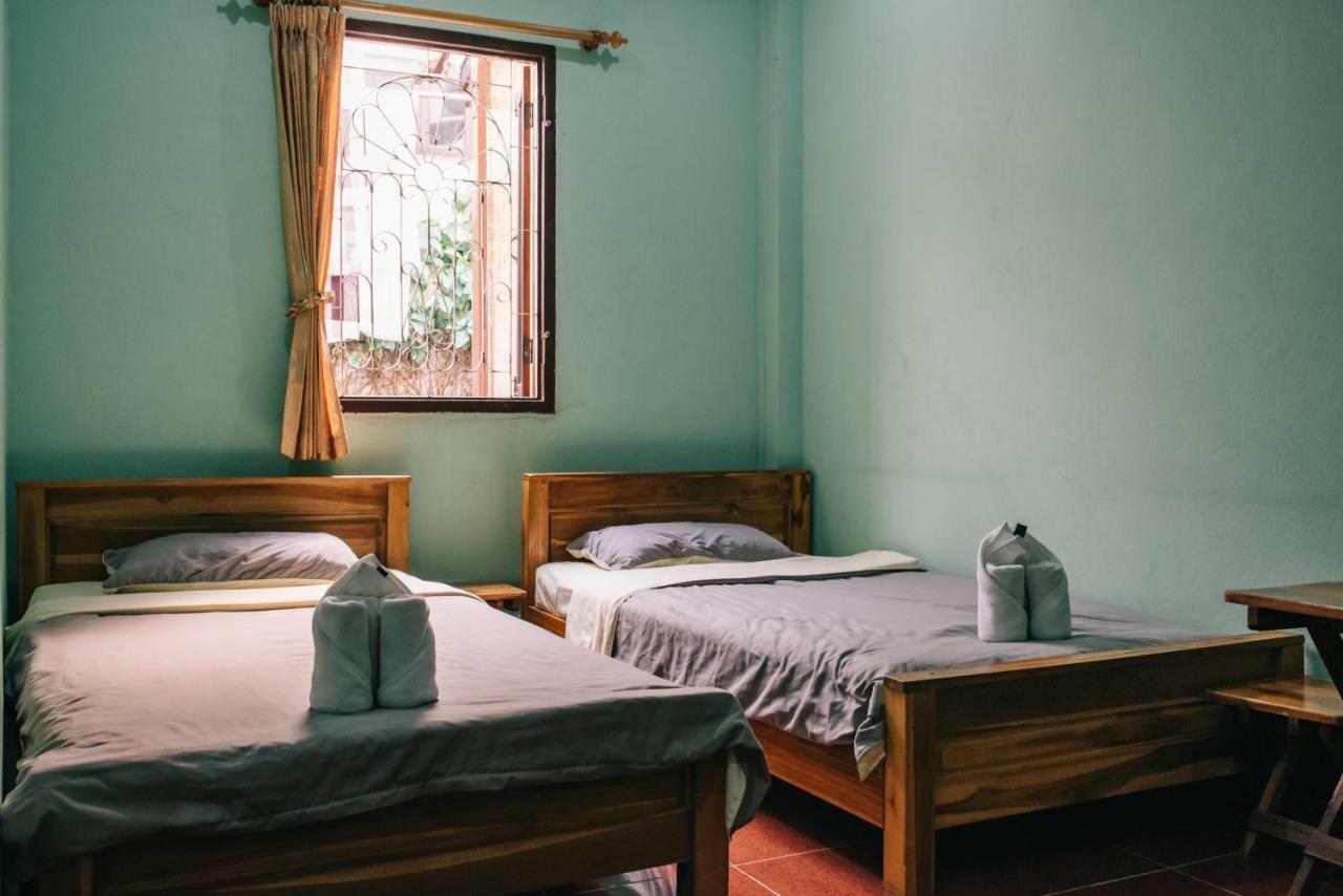 Mao Phasok Riverside Guesthouse Luang Prabang Exterior foto